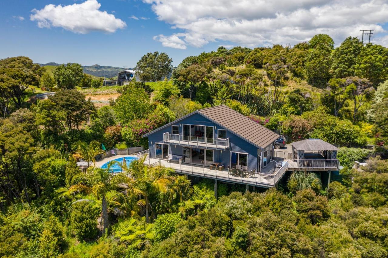 Harbour View Villa Whangaroa Exteriör bild